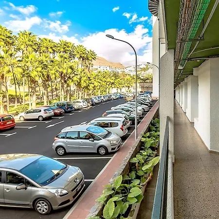 Sunny Las Americas Apartment